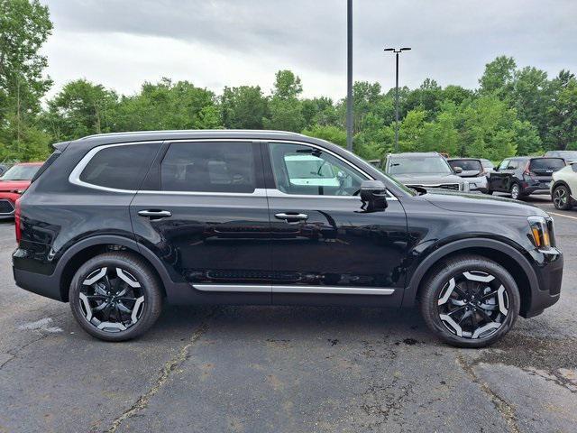 new 2025 Kia Telluride car, priced at $42,425