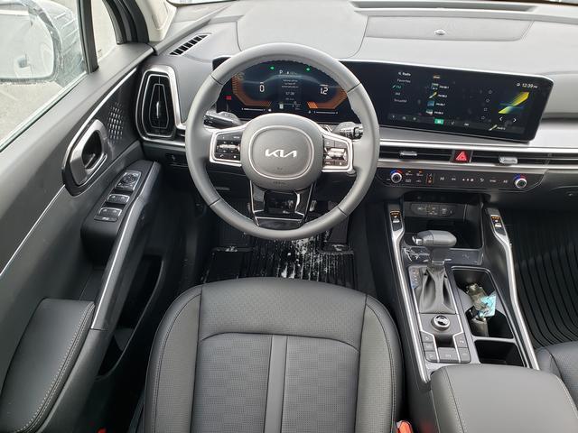 new 2025 Kia Sorento car, priced at $37,470