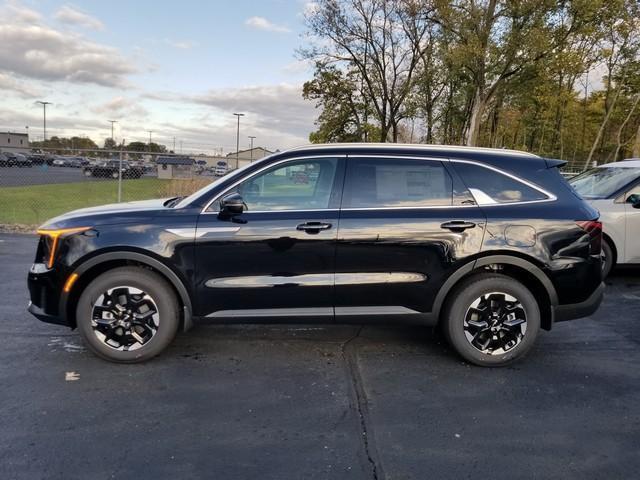 new 2025 Kia Sorento car, priced at $37,640