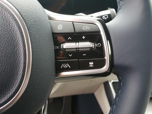 new 2026 Kia Carnival Hybrid car, priced at $44,885
