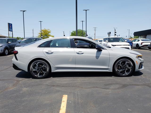 new 2025 Kia K5 car, priced at $29,460