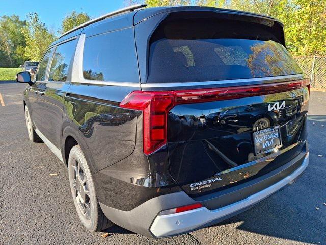 new 2026 Kia Carnival Hybrid car, priced at $43,245