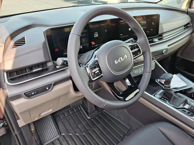 new 2026 Kia Carnival car, priced at $41,735