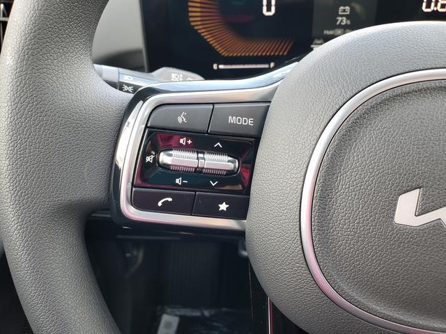 new 2025 Kia Sorento car, priced at $33,270