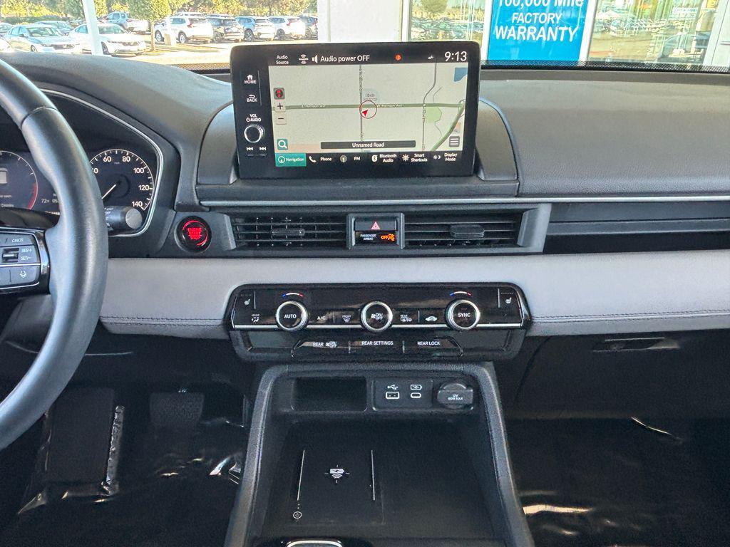 used 2023 Honda Pilot car, priced at $38,337