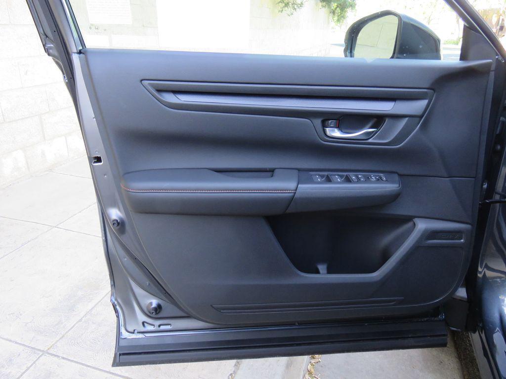 new 2026 Honda CR-V Hybrid car, priced at $38,580