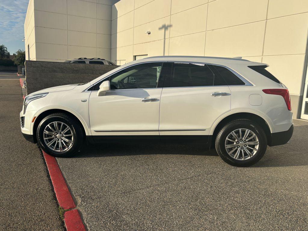 used 2017 Cadillac XT5 car, priced at $11,555