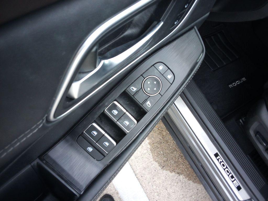 used 2022 Nissan Rogue car, priced at $19,999