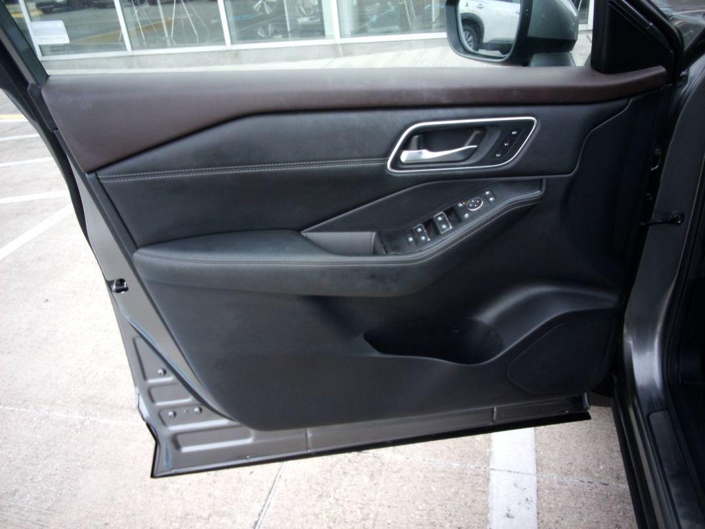 used 2022 Nissan Rogue car, priced at $19,999