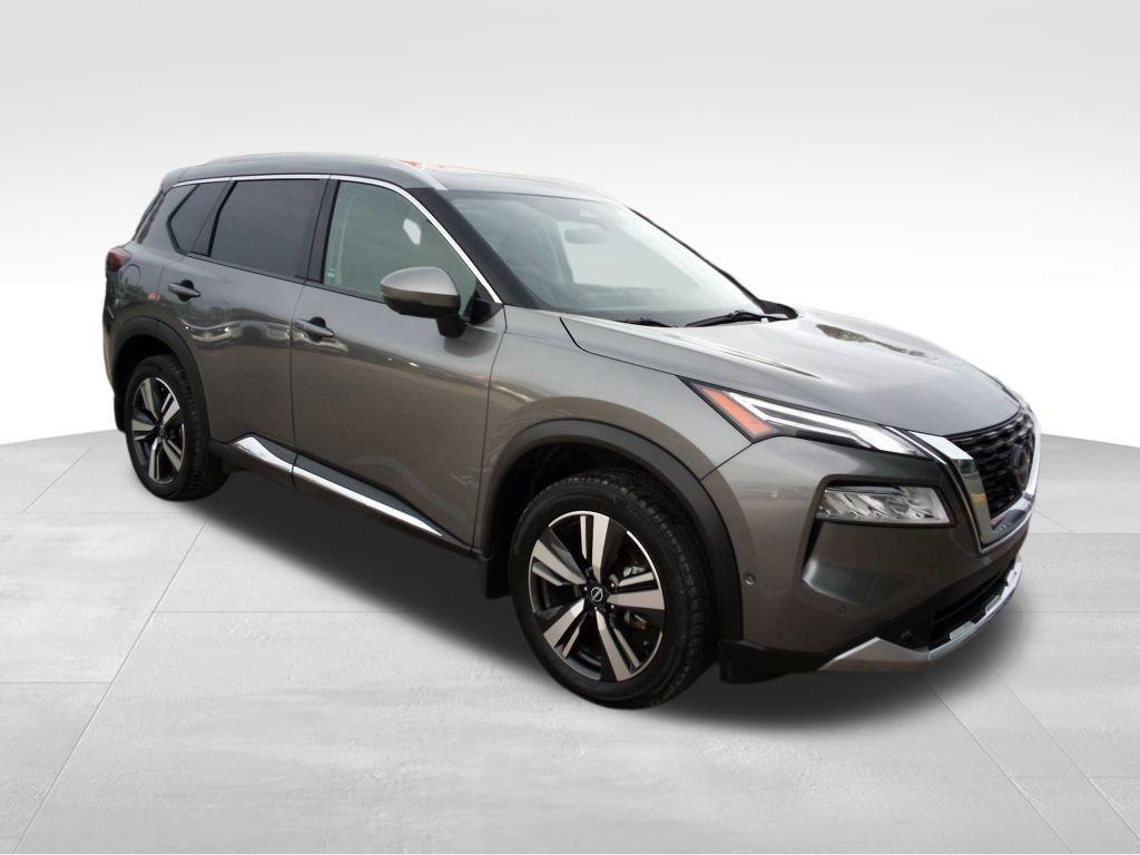 used 2022 Nissan Rogue car, priced at $19,999