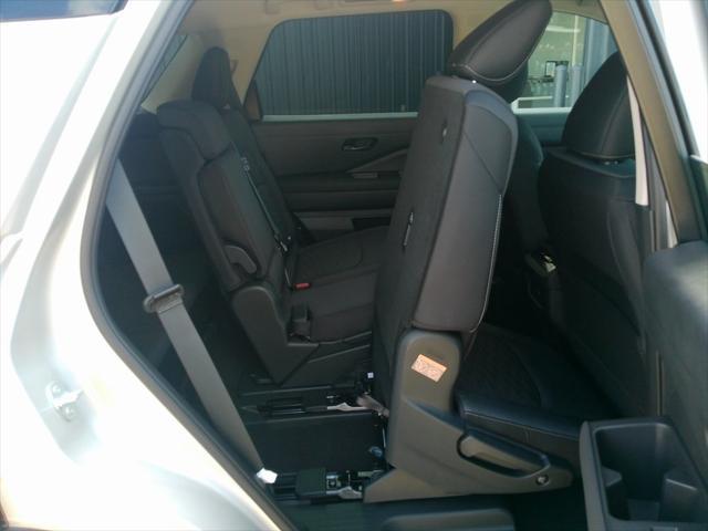 new 2025 Nissan Pathfinder car, priced at $39,391