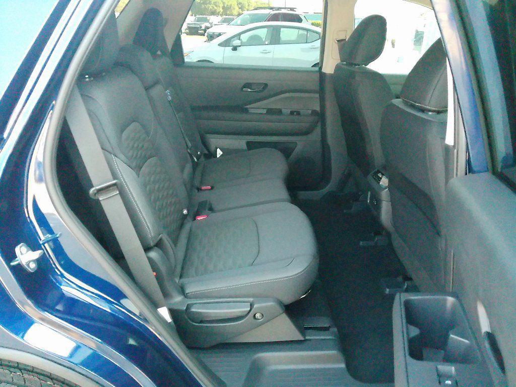 new 2025 Nissan Pathfinder car, priced at $40,627