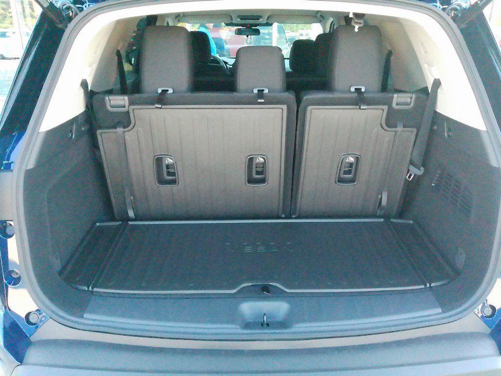 new 2025 Nissan Pathfinder car, priced at $40,627