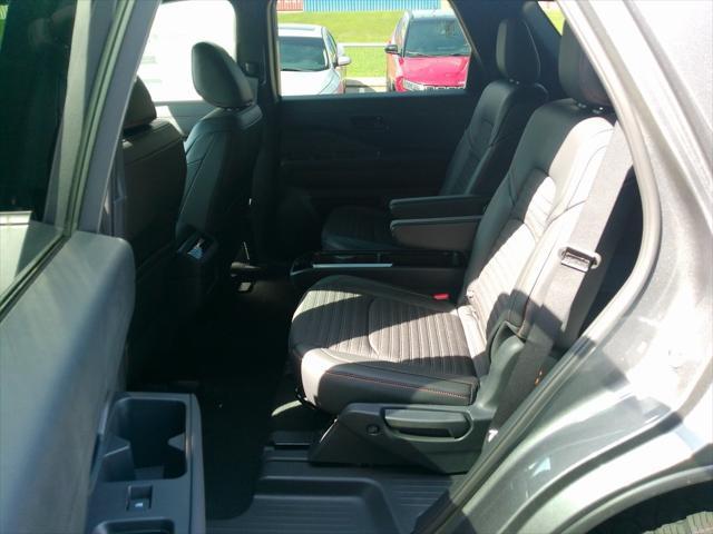 new 2025 Nissan Pathfinder car, priced at $43,862
