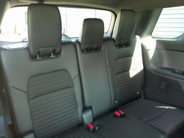 new 2025 Nissan Pathfinder car, priced at $43,862