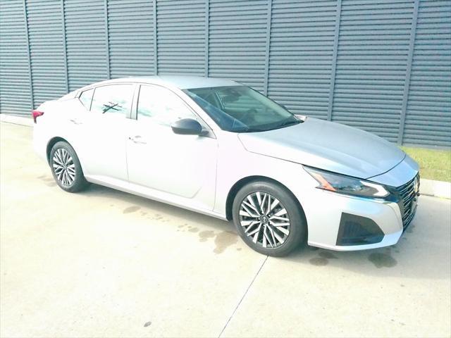 used 2024 Nissan Altima car, priced at $22,867
