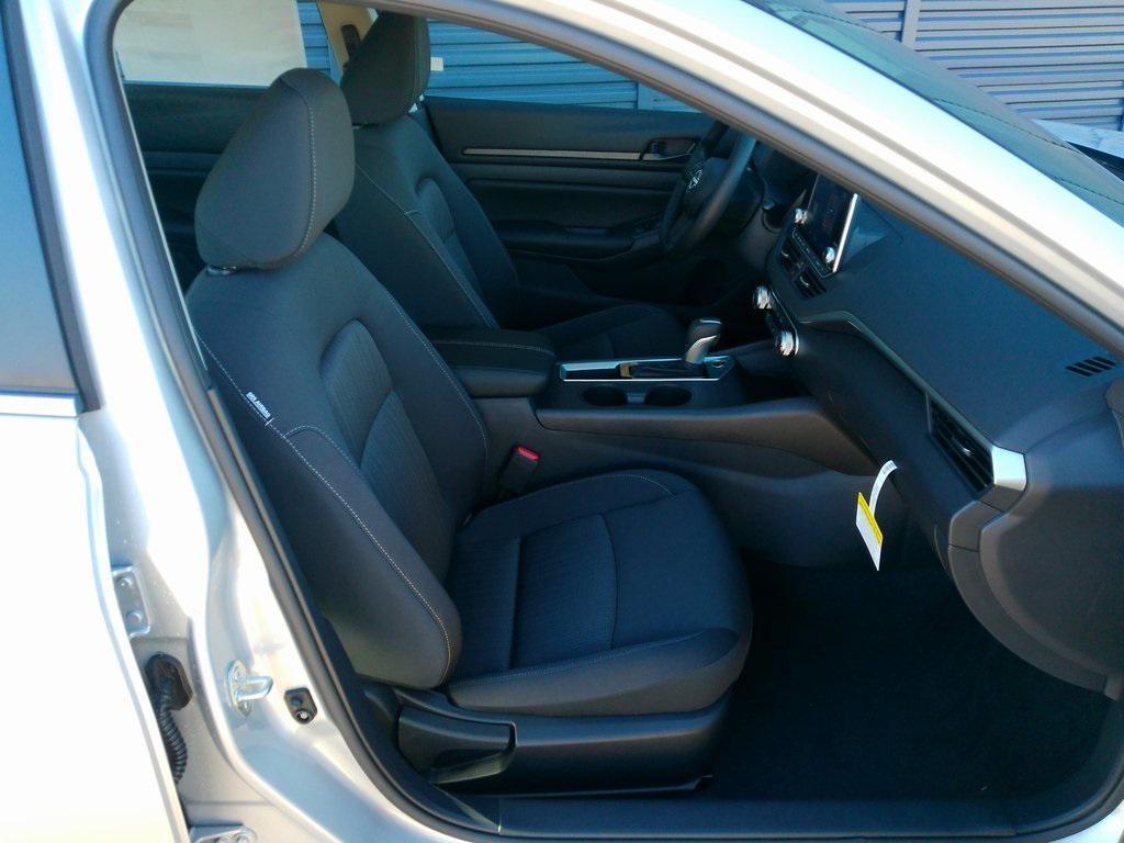 new 2025 Nissan Altima car, priced at $25,731