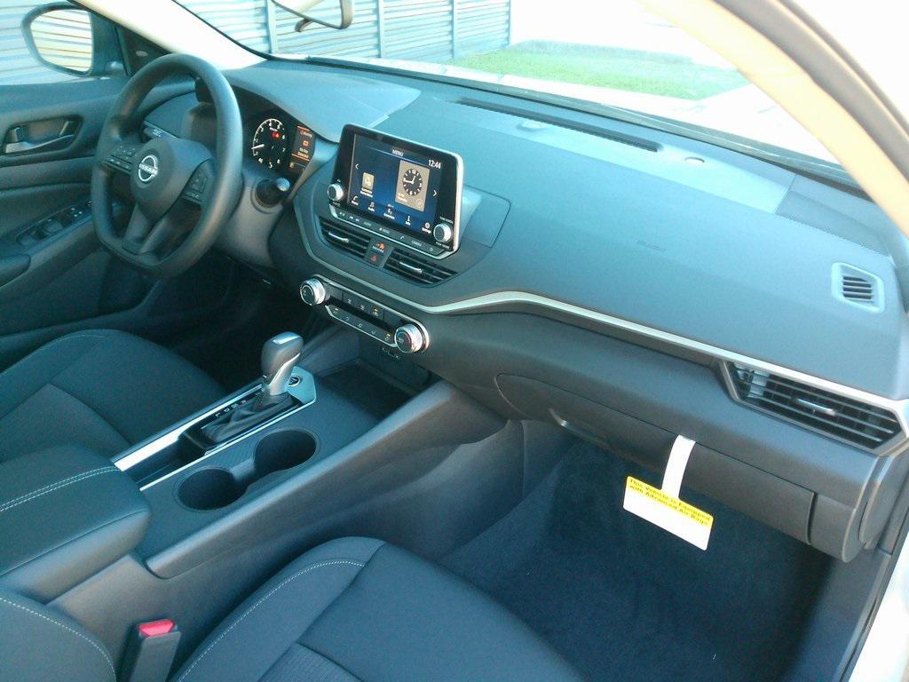 new 2025 Nissan Altima car, priced at $25,731