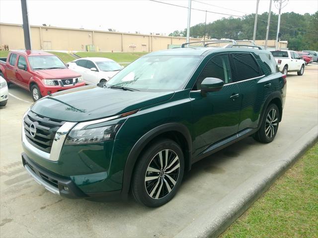 new 2025 Nissan Pathfinder car, priced at $54,955