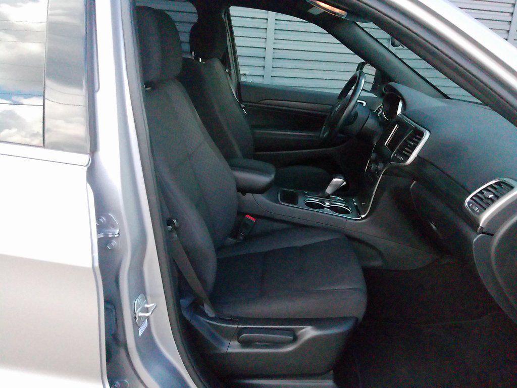 used 2021 Jeep Grand Cherokee car, priced at $22,998