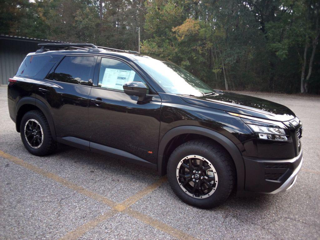 new 2025 Nissan Pathfinder car, priced at $44,883