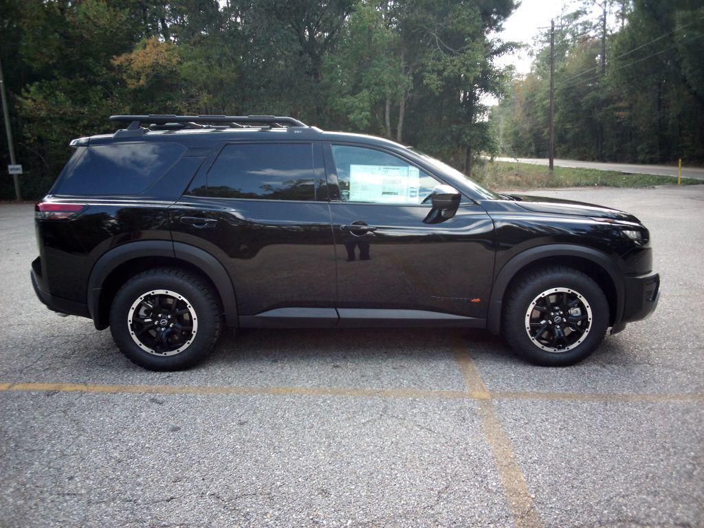 new 2025 Nissan Pathfinder car, priced at $44,883