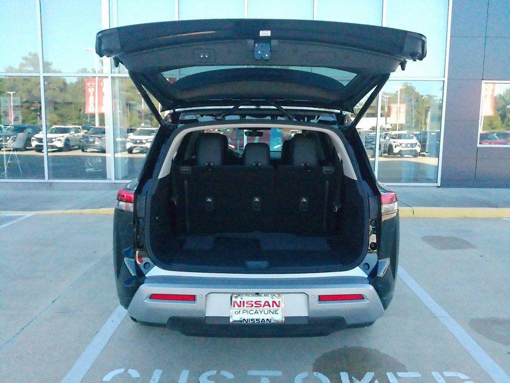 new 2025 Nissan Pathfinder car, priced at $41,306