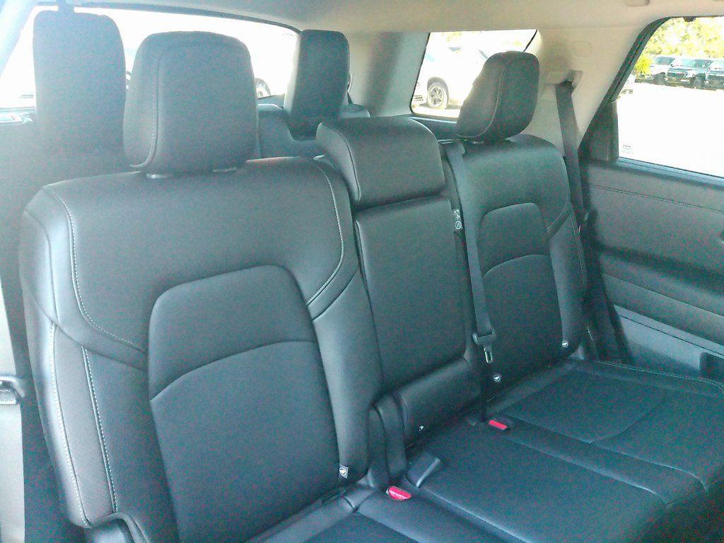 new 2025 Nissan Pathfinder car, priced at $41,306