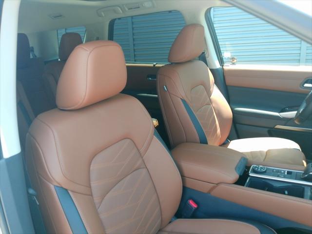 new 2025 Nissan Pathfinder car, priced at $51,179