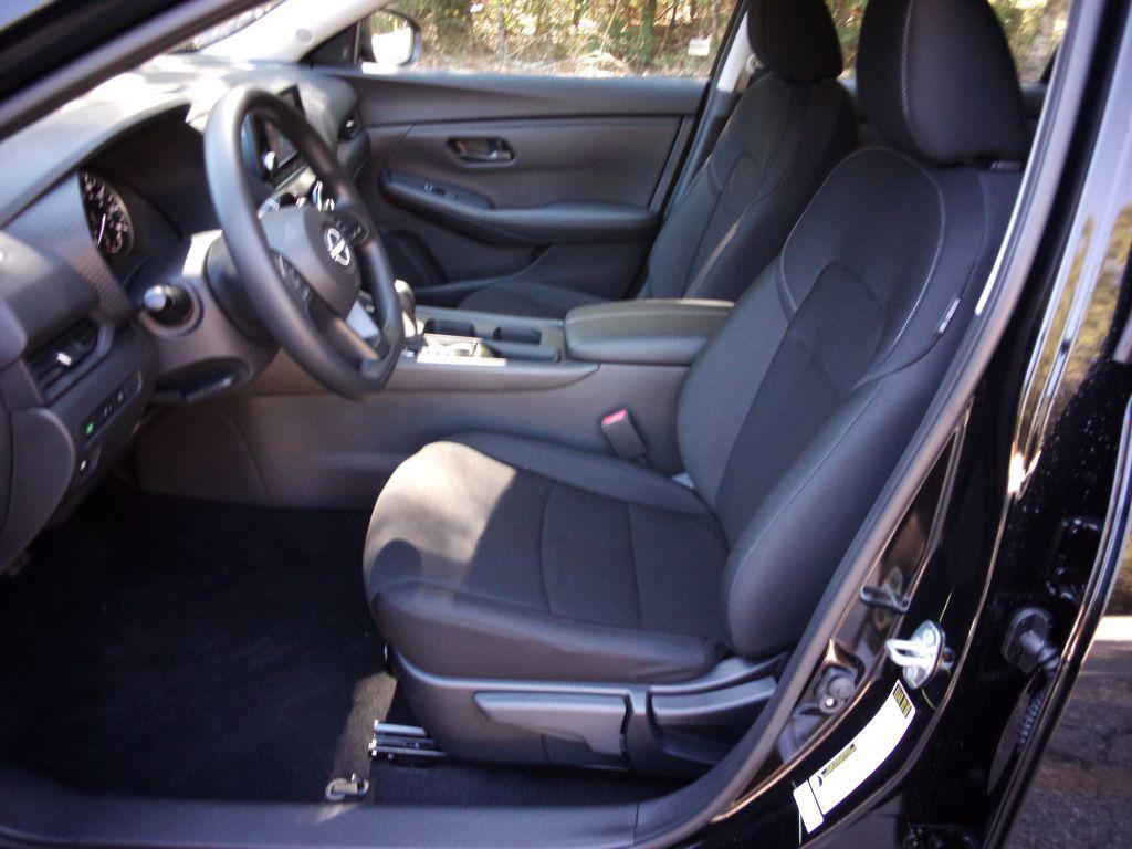 new 2025 Nissan Sentra car, priced at $21,284