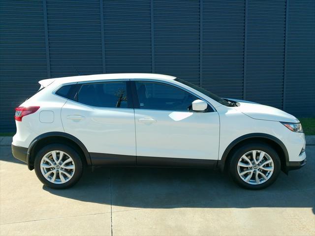 used 2022 Nissan Rogue Sport car, priced at $18,825