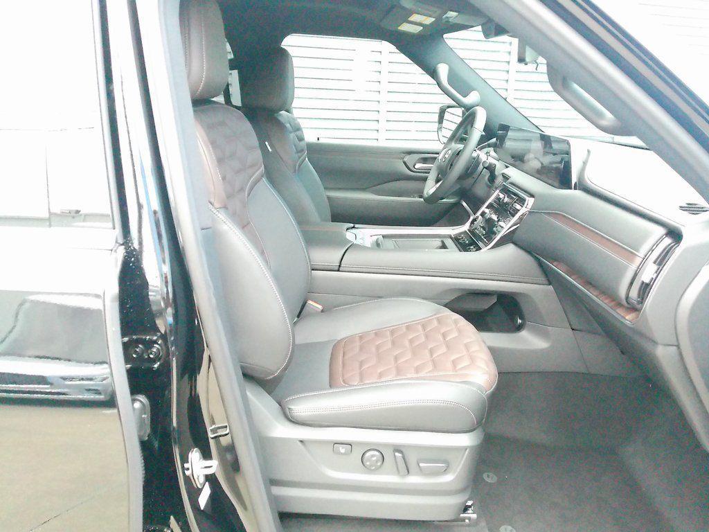 new 2025 Nissan Armada car, priced at $77,035