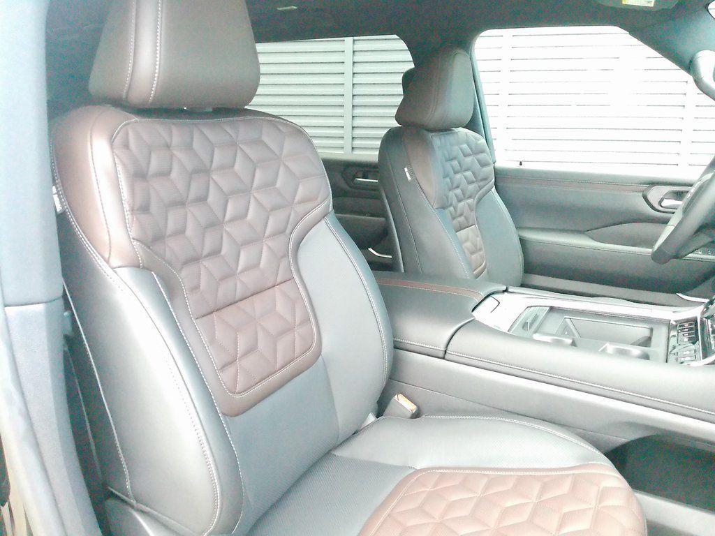 new 2025 Nissan Armada car, priced at $77,035