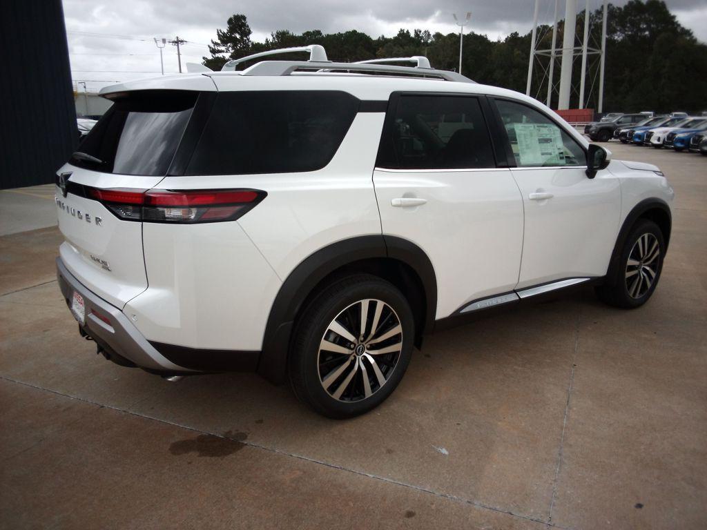 new 2025 Nissan Pathfinder car, priced at $51,642