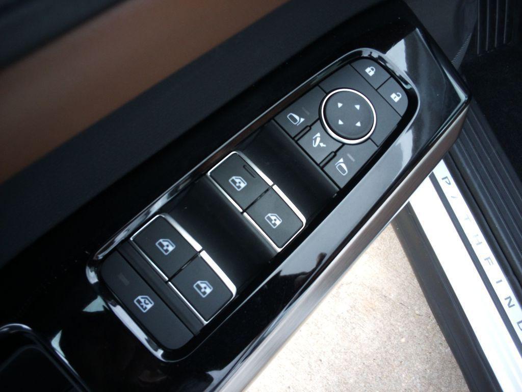 new 2025 Nissan Pathfinder car, priced at $51,642