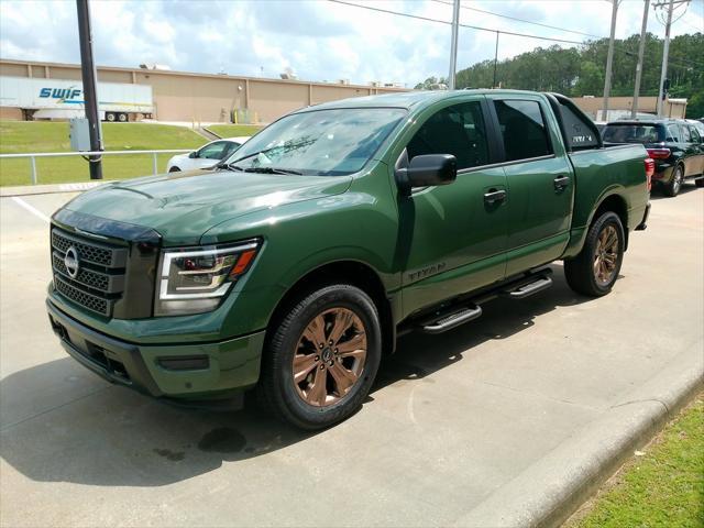 new 2024 Nissan Titan car, priced at $53,314