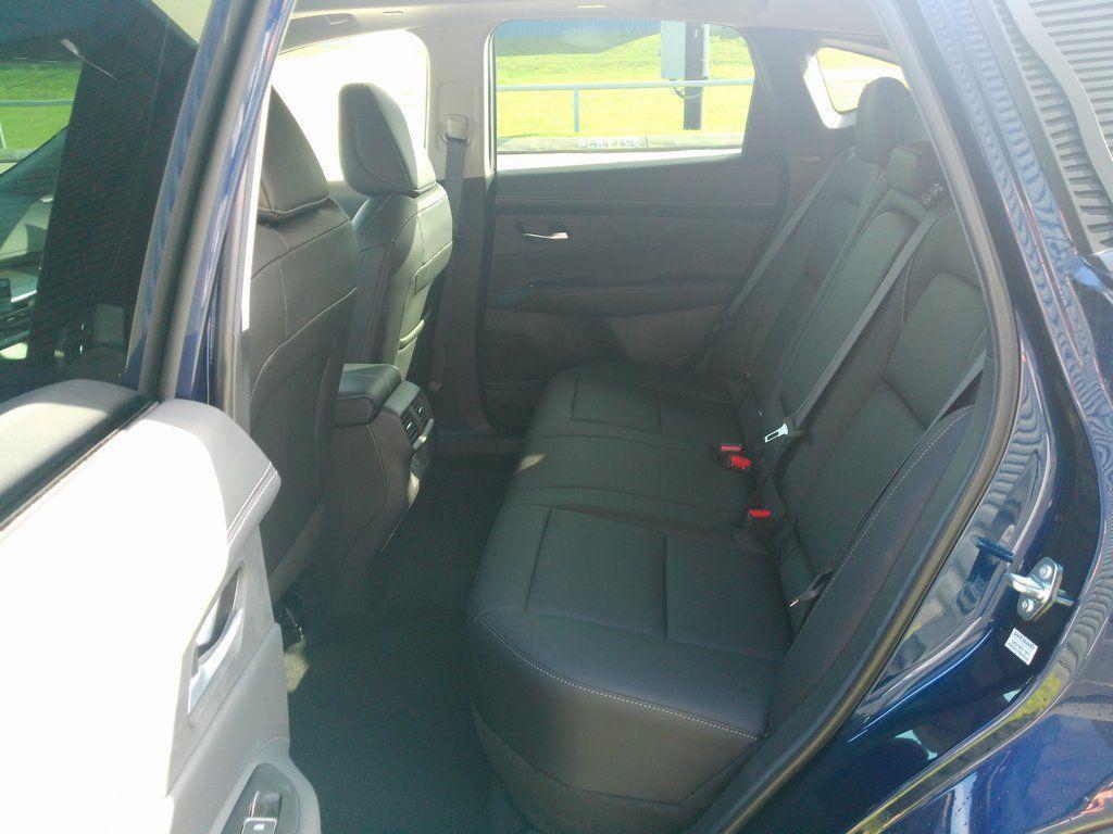 new 2025 Nissan Murano car, priced at $45,593