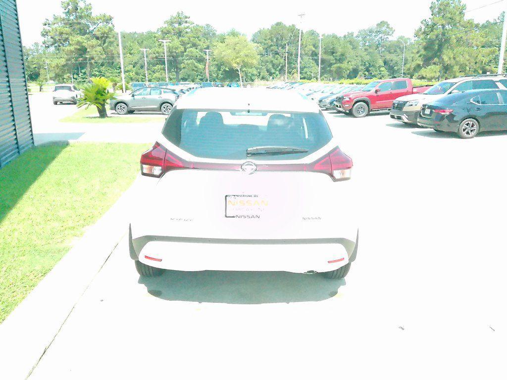 new 2025 Nissan Kicks car, priced at $21,826