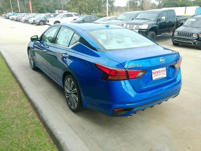 new 2025 Nissan Altima car, priced at $35,105