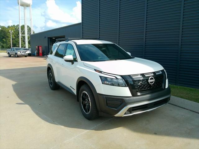 new 2024 Nissan Pathfinder car, priced at $44,950