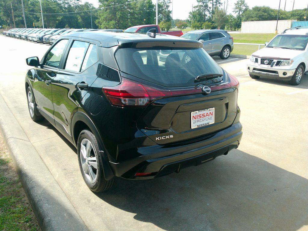 new 2025 Nissan Kicks car, priced at $21,870