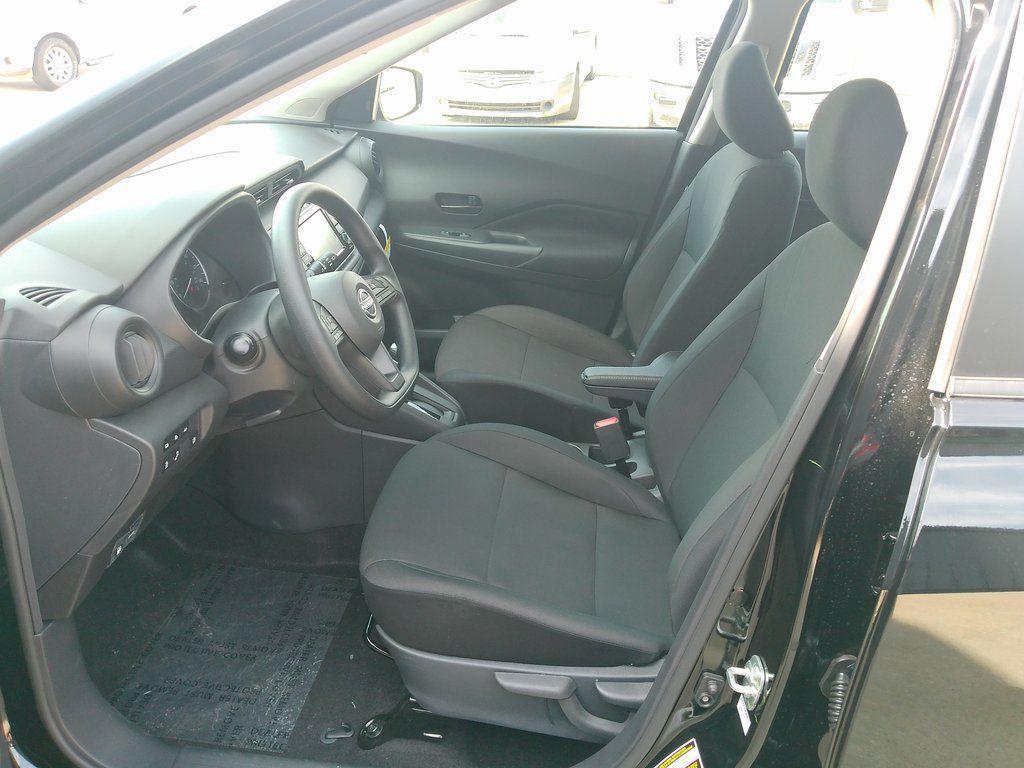 new 2025 Nissan Kicks car, priced at $21,870