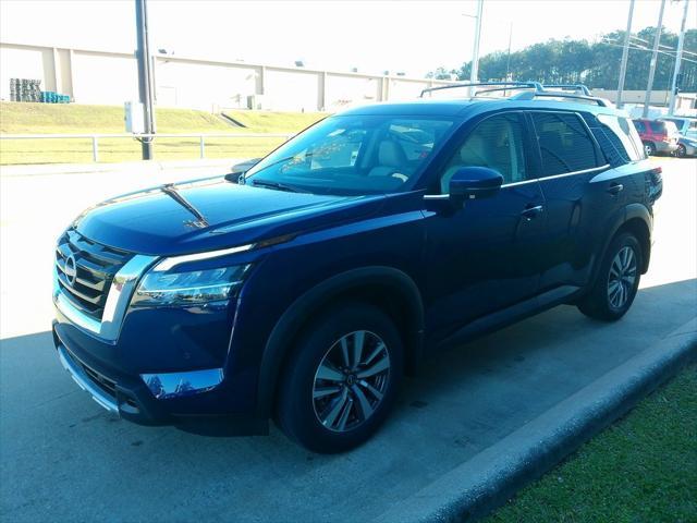 new 2024 Nissan Pathfinder car, priced at $41,250