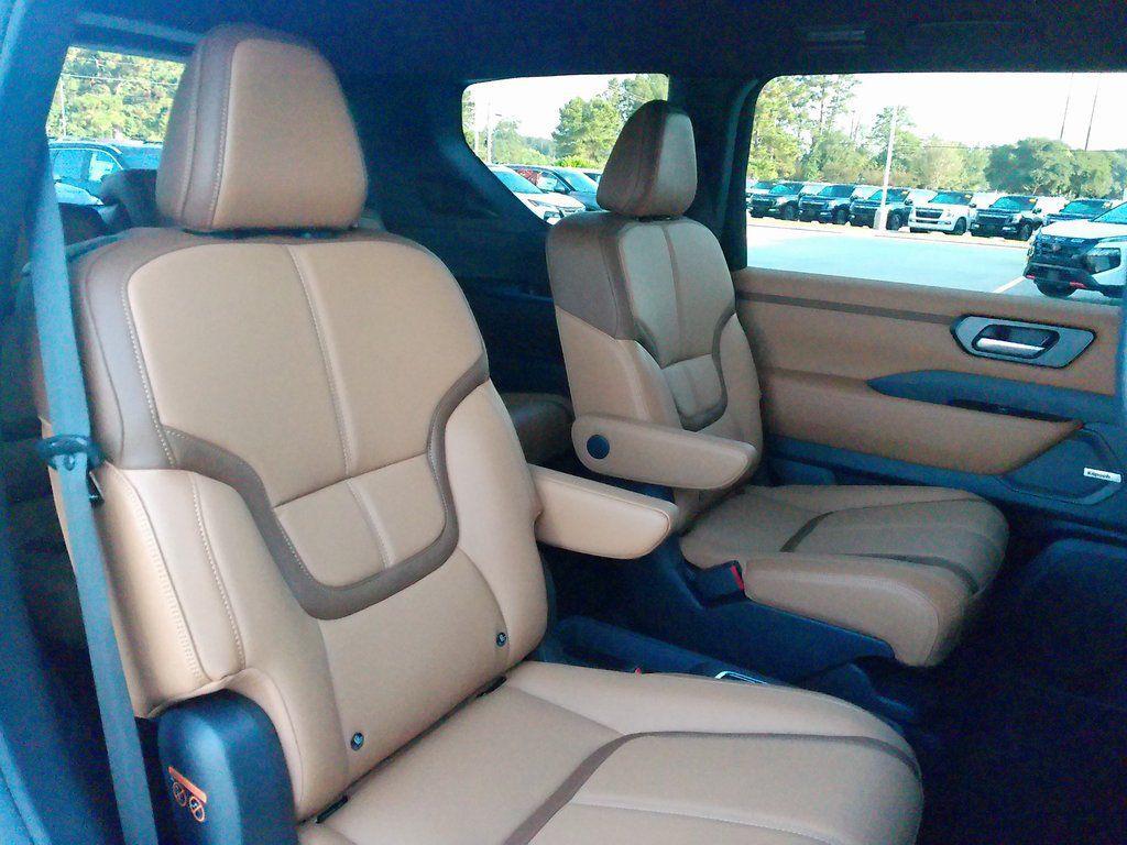 new 2026 Nissan Armada car, priced at $64,818