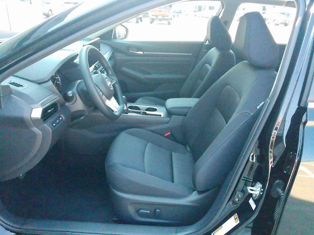 new 2025 Nissan Altima car, priced at $27,881