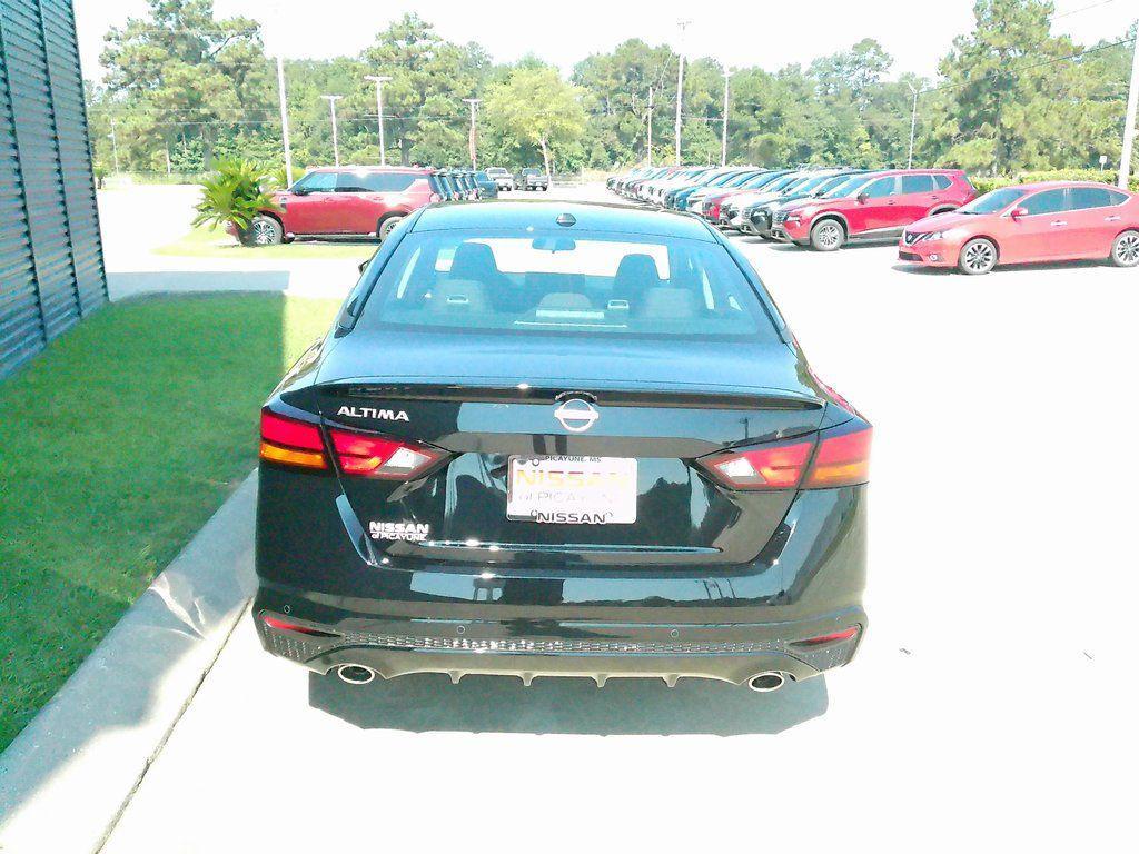 new 2025 Nissan Altima car, priced at $27,881