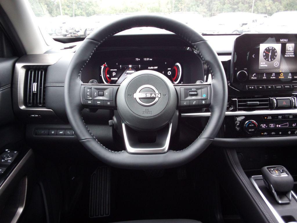 new 2025 Nissan Pathfinder car, priced at $50,403