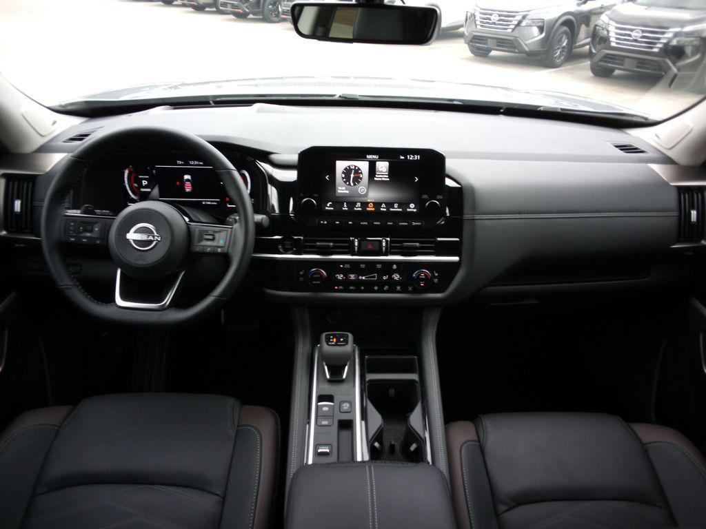 new 2025 Nissan Pathfinder car, priced at $50,403