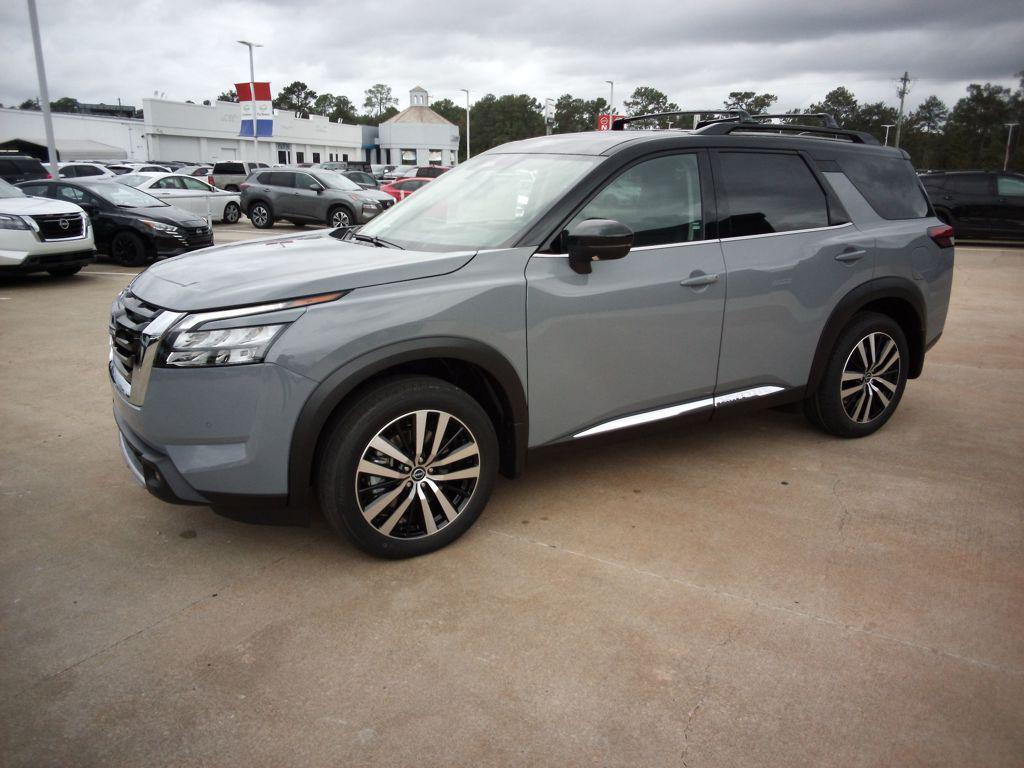 new 2025 Nissan Pathfinder car, priced at $48,655