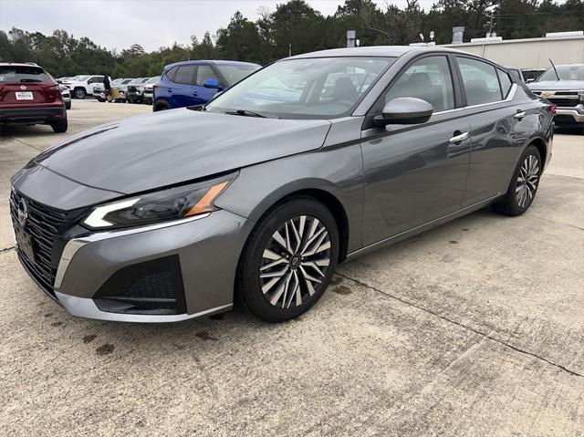 used 2023 Nissan Altima car, priced at $19,771